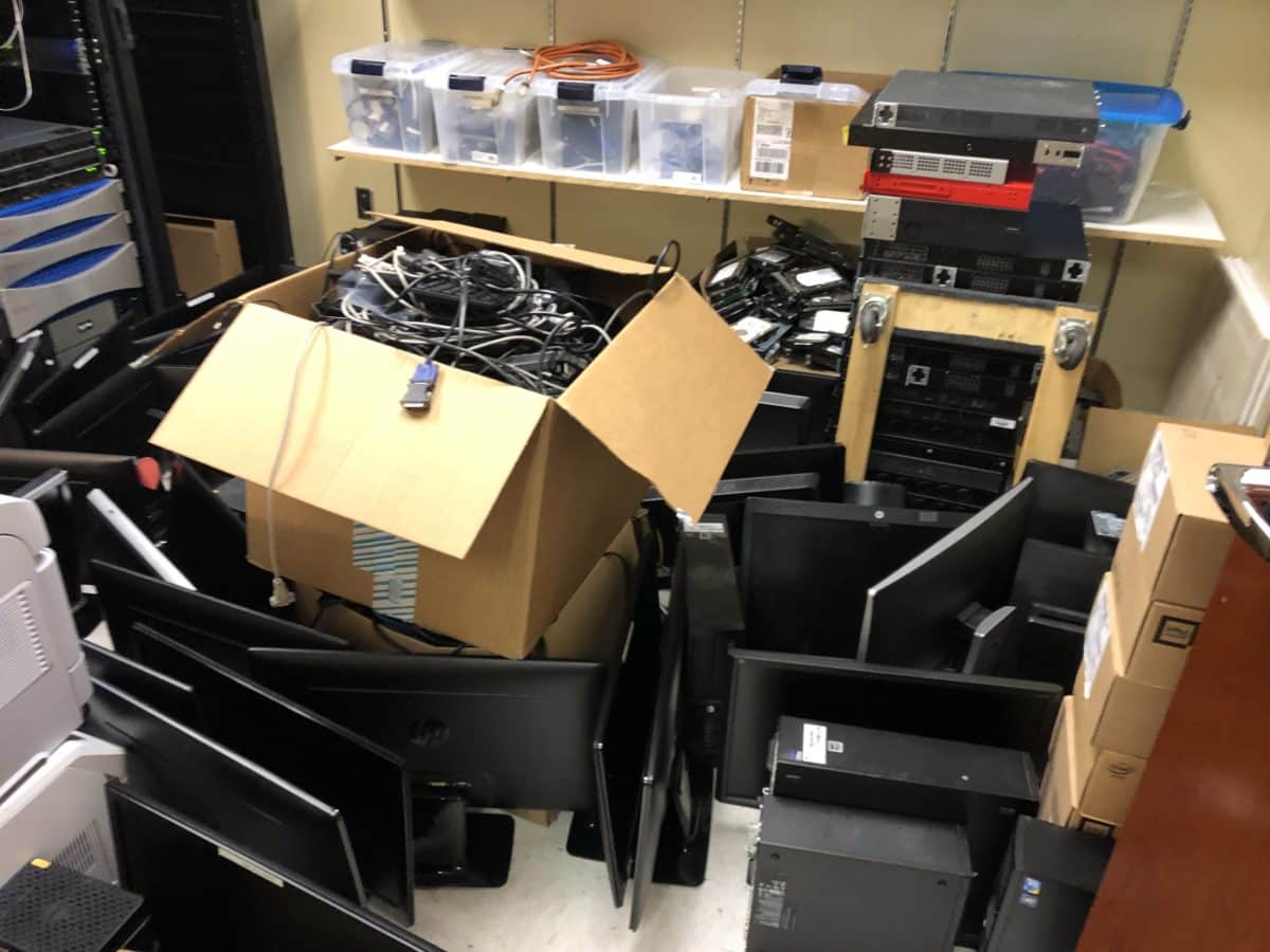 Dispose of your Old Electronics - Atlanta Green Recycling +1-404-666-4633 How Can You Dispose of your Old Electronics?, Atlanta Green Recycling +1-404-666-4633