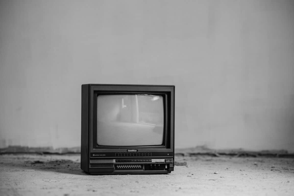 pexels-anete-lusina-5721899 - Atlanta Green Recycling +1-404-666-4633 E-Waste Recycling Mistakes You Should Avoid, Atlanta Green Recycling +1-404-666-4633