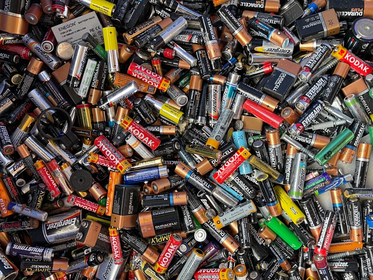 john-cameron-QukrVl1F9Q0-unsplash - Atlanta Green Recycling +1-404-666-4633 Embracing a Sustainable Future with Atlanta Electronics Recycling, Atlanta Green Recycling +1-404-666-4633